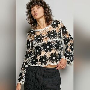 #1369 POL Boheme Crochet Daisy Lace Top - Black Multi